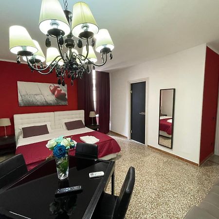 Napoli Central City Екстер'єр фото