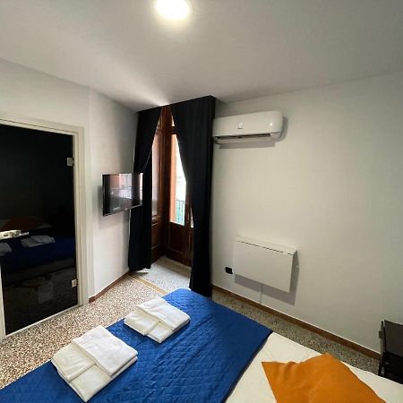 Napoli Central City Екстер'єр фото