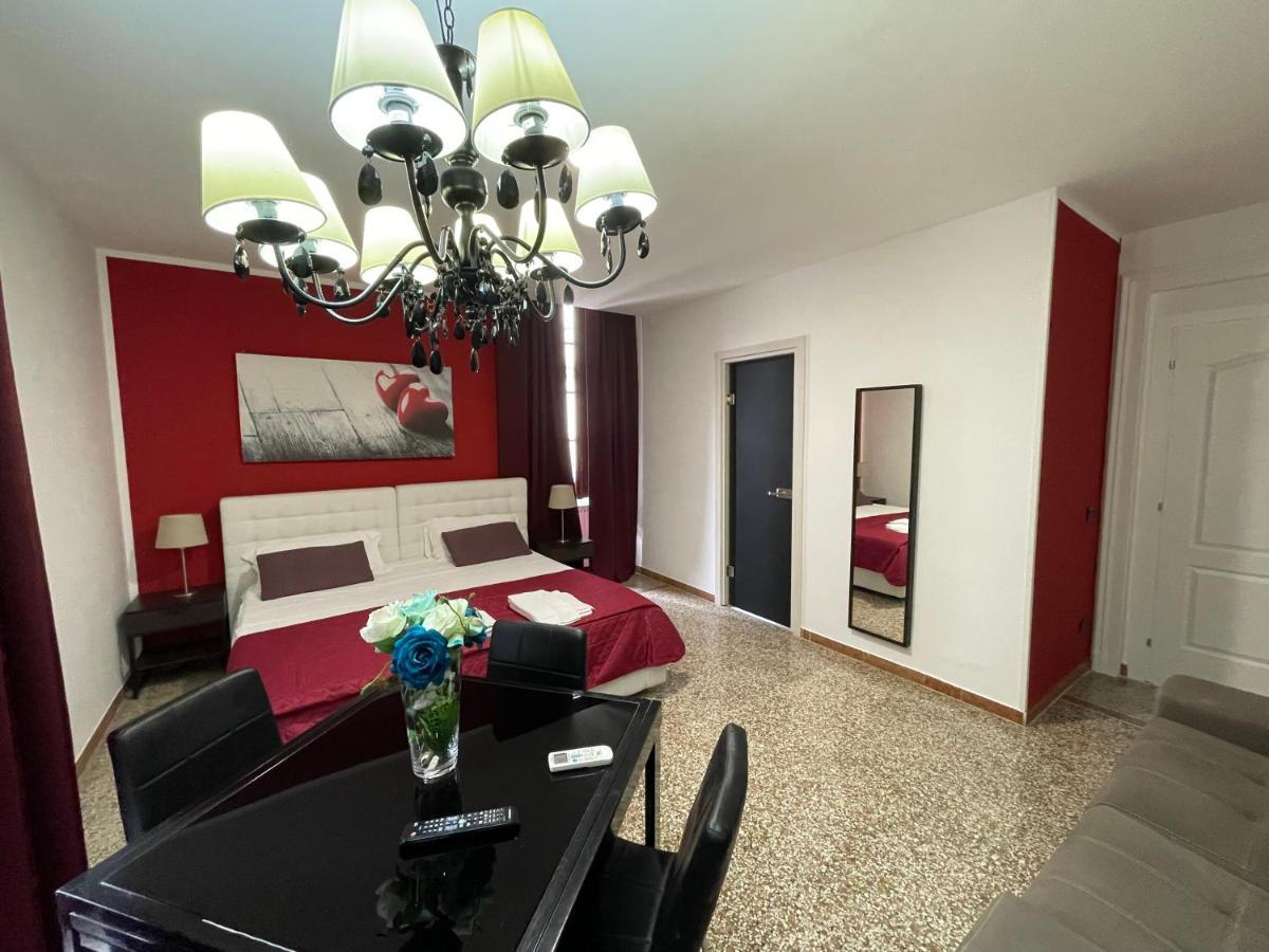 Napoli Central City Екстер'єр фото