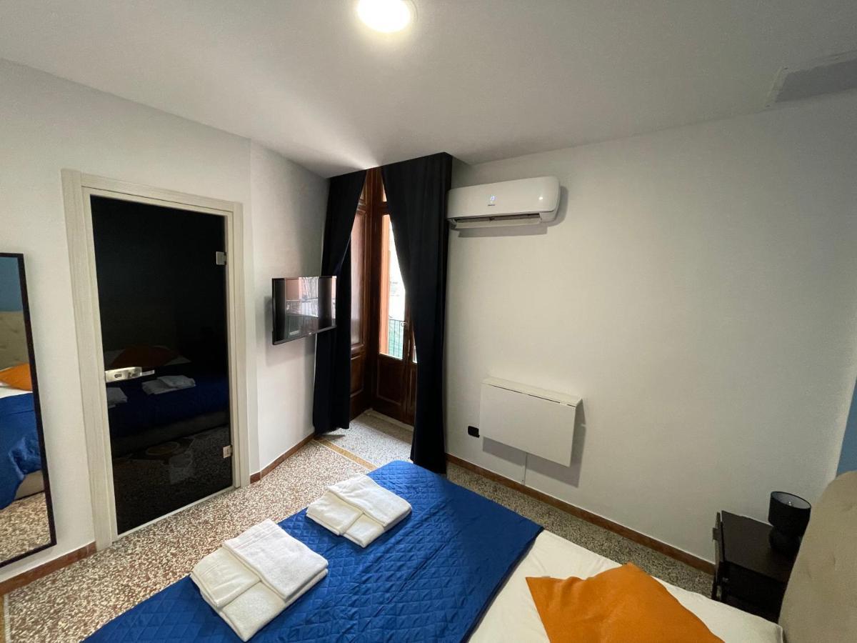 Napoli Central City Екстер'єр фото