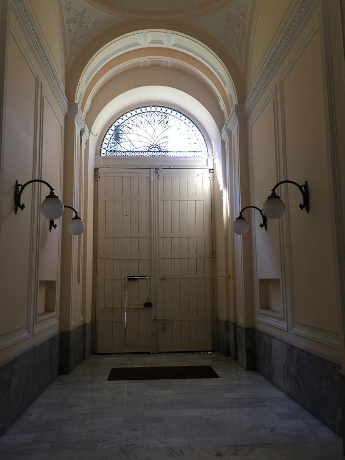 Napoli Central City Екстер'єр фото