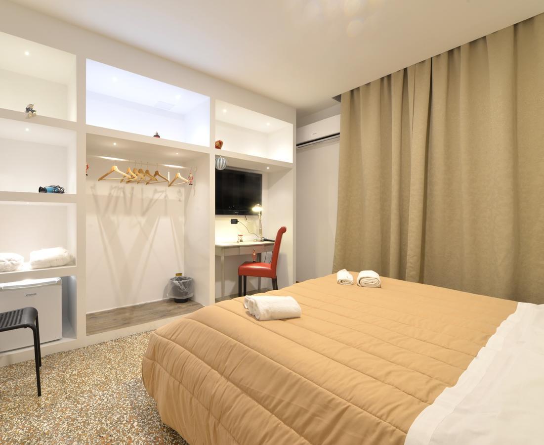 Napoli Central City Екстер'єр фото