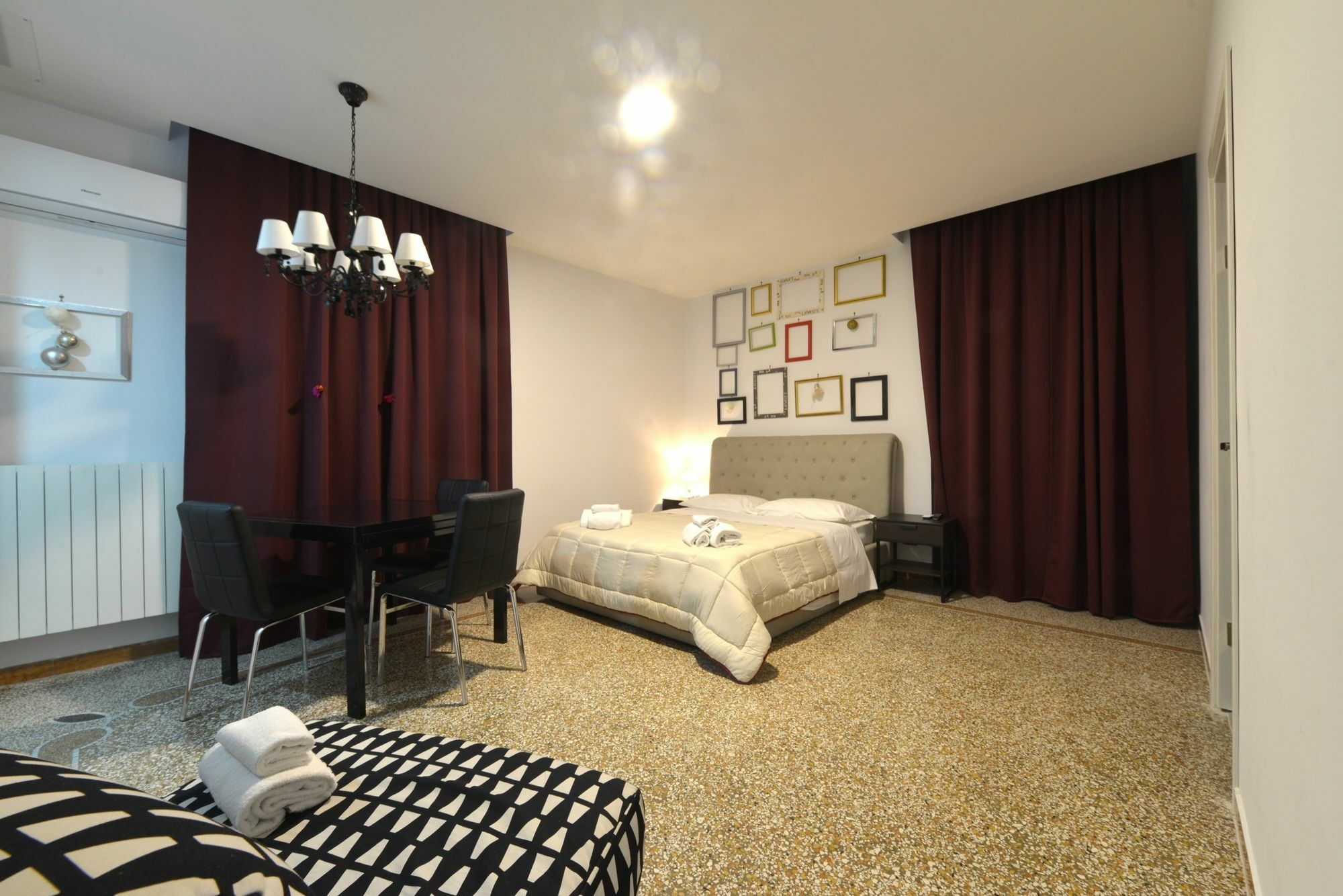 Napoli Central City Екстер'єр фото